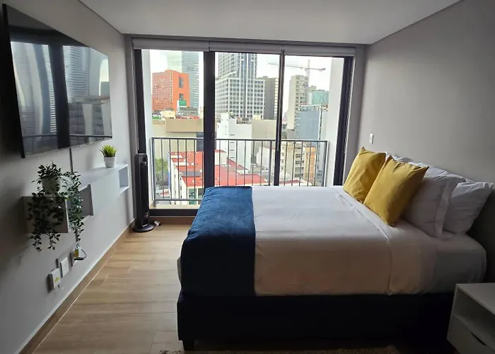 Apartamento Balconied Peaceful In High-rise With Amenities